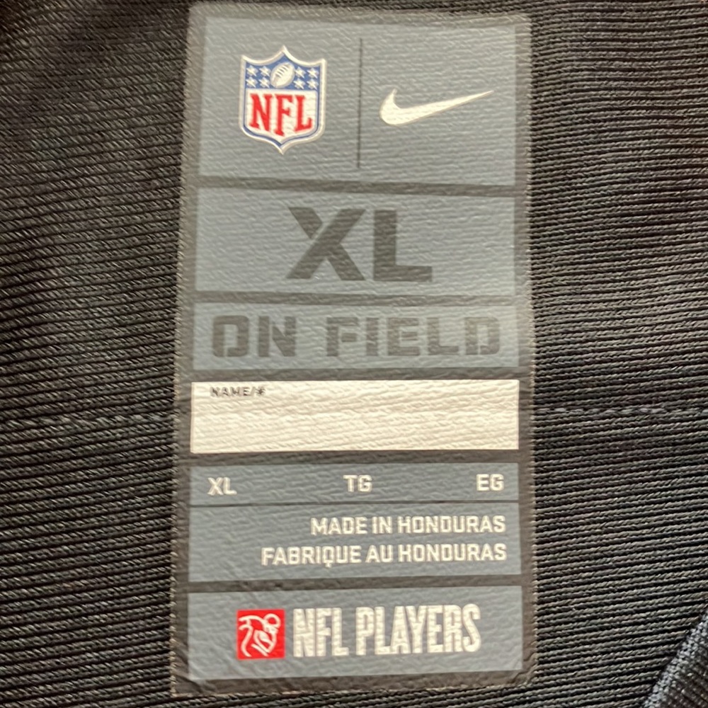 Excellent Condition - XL - Picture 3 of 5
